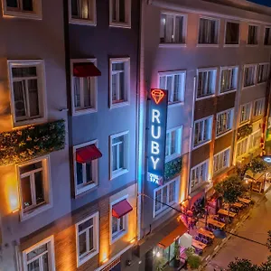 Otel Ruby, İstanbul